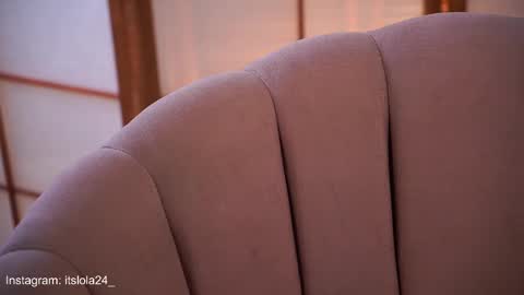 Snapshot of its_lola chatting on March 2, 8:03 pm online show from March 2, 8:03 pm