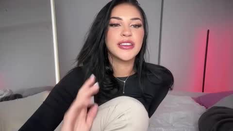 itskassielee online show from February 16, 3:47 am