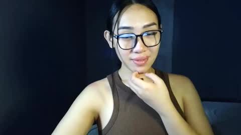 QUEEN online show from June 11, 2:53 am