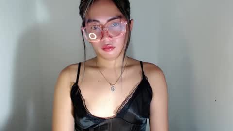 Kloeeh online show from November 20, 3:57 pm