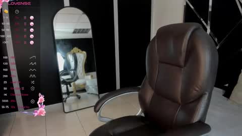 ivannaa18 online show from November 22, 4:48 am