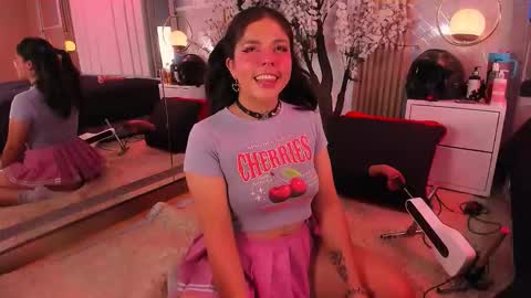     online show from November 30, 2:32 pm