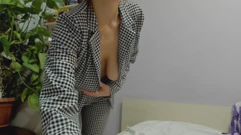 Snapshot of iveto69 chatting on December 31, 3:55 am Iveta online show from December 31, 3:55 am
