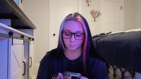 Snapshot of iveyjade33 chatting on October 17, 4:05 am ivey jade online show from October 17, 4:05 am
