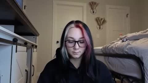 Snapshot of iveyjade33 chatting on October 20, 4:04 am ivey jade online show from October 20, 4:04 am
