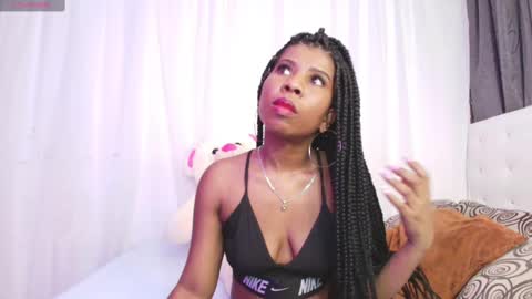  Ivon  Miss Jones  online show from February 25, 4:03 am