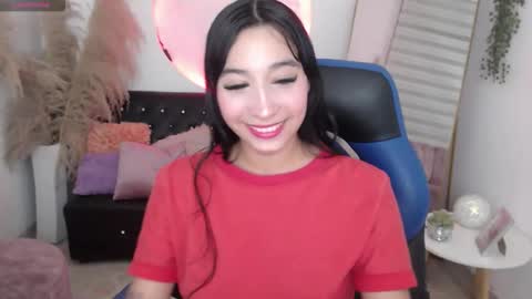 ivvoncute online show from May 1, 1:31 am