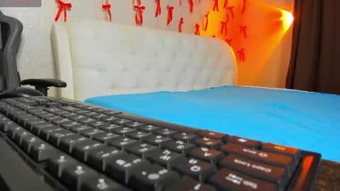 Ivy online show from July 29, 4:45 am