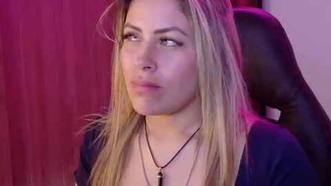 Diana Rojas  online show from October 9, 5:55 am