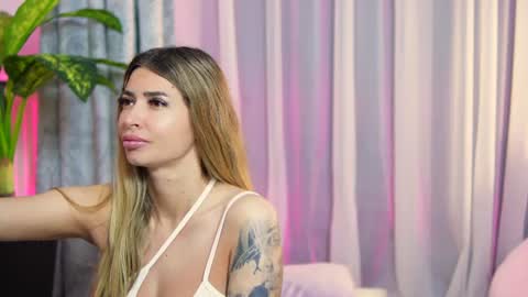 Ivy Myaa online show from June 18, 1:51 am