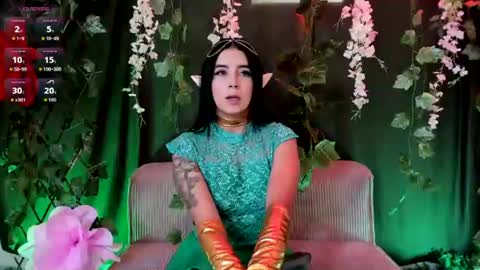 NEW MODEL Ivy online show from August 8, 9:45 pm