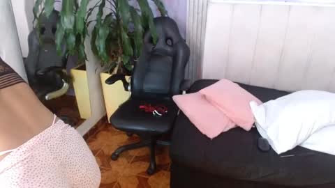 ivy_scorpio online show from February 10, 6:16 am