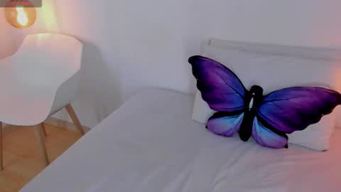 Ivy  online show from March 3, 3:51 pm