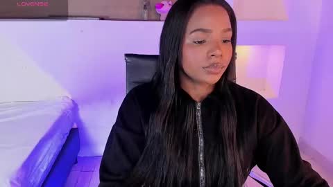 i v y  b l i s s online show from February 4, 12:11 pm