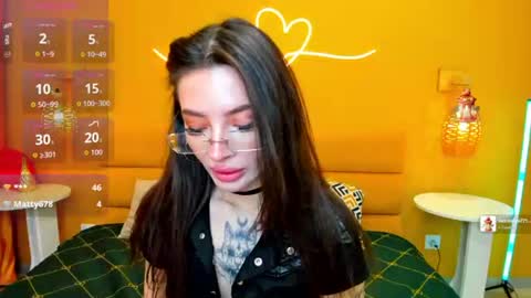 Ivy online show from June 18, 1:40 am