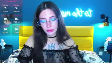 Ivy online show from July 25, 2:29 am