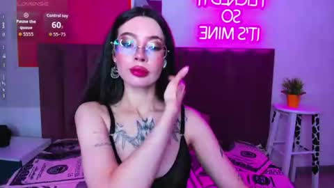 Ivy online show from July 2, 2:00 am