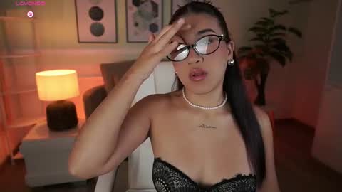 Ivy Grabes online show from July 24, 12:03 pm