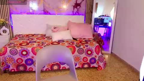ivyshine7 online show from June 15, 7:47 pm