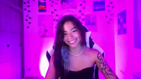 Ivy  online show from March 13, 2:13 am