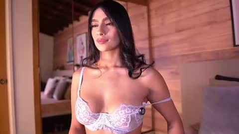 izzywild1 online show from August 4, 10:38 pm