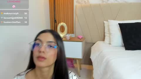 j_belle_ online show from July 25, 2:18 am