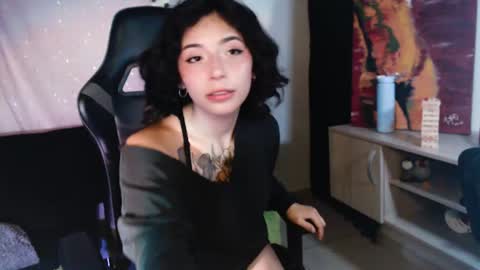 jade 18  online show from July 15, 2:16 am