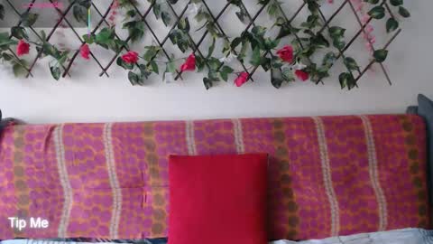 Jack and Emily online show from February 22, 7:04 pm