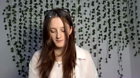 Lisa online show from February 7, 5:06 pm