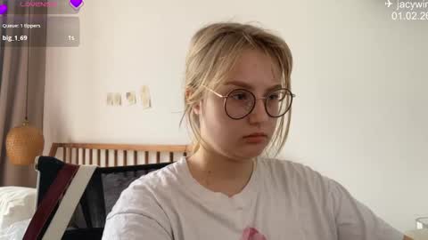 jacywinslat online show from February 1, 6:12 am