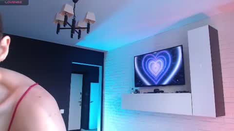 Jade online show from July 15, 3:39 pm