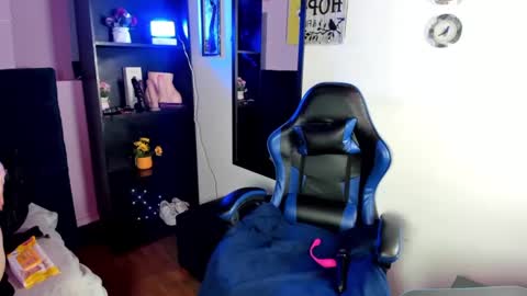 Snapshot of jade_brown_ chatting on September 26, 3:04 am Jade online show from September 26, 3:04 am