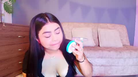  Jade Brunete  online show from July 8, 8:22 pm