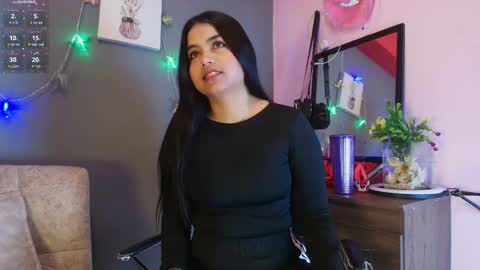  Jade Brunete  online show from March 4, 8:15 pm