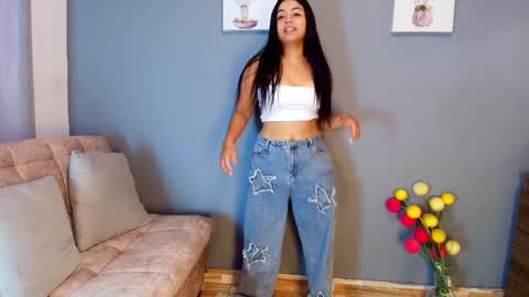 Snapshot of jade_brunnette chatting on September 21, 8:29 pm Jade Brunete online show from September 21, 8:29 pm