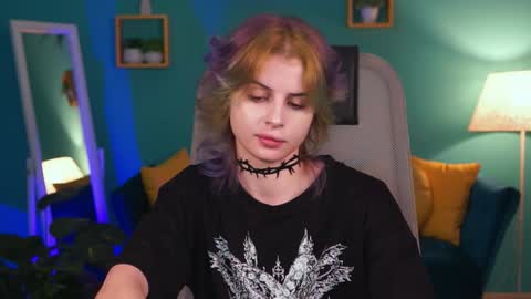 Snapshot of jade_castle chatting on February 1, 2:05 am jade_castle online show from February 1, 2:05 am