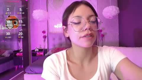 JADE online show from June 21, 11:20 pm
