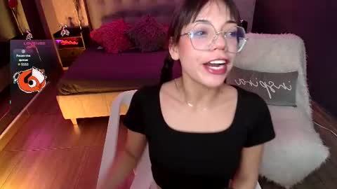 JADE online show from July 21, 9:26 pm
