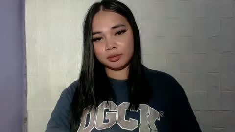 jade_suck online show from May 1, 10:29 am
