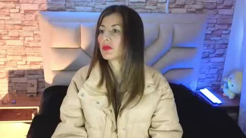 jade white  online show from July 30, 1:12 pm