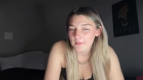 Jade james online show from July 13, 4:02 am