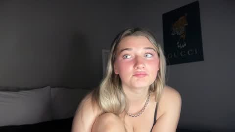 Jade james online show from June 29, 3:46 am