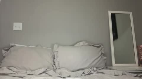 Jade james online show from January 16, 5:25 am