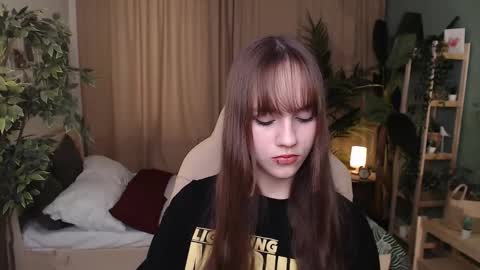 jamie_chung online show from November 13, 5:17 am