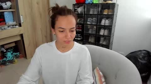 Snapshot of jane_ady chatting on March 4, 1:28 pm jane_ady online show from March 4, 1:28 pm