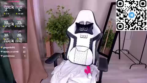jane_broks online show from August 3, 1:31 am