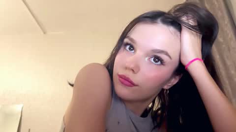 Aleksia online show from November 24, 5:15 pm