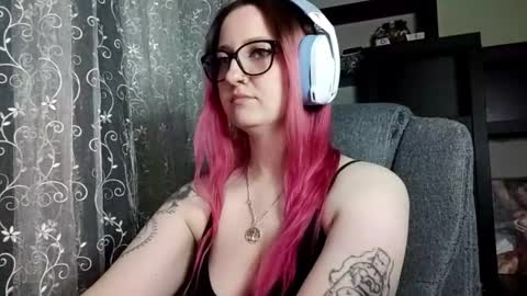 Persa online show from April 29, 6:02 pm