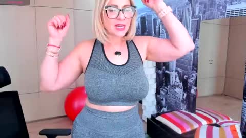JANE TURNER MILF online show from May 11, 2:45 pm
