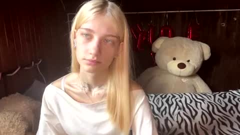 Elsa online show from August 7, 8:32 am